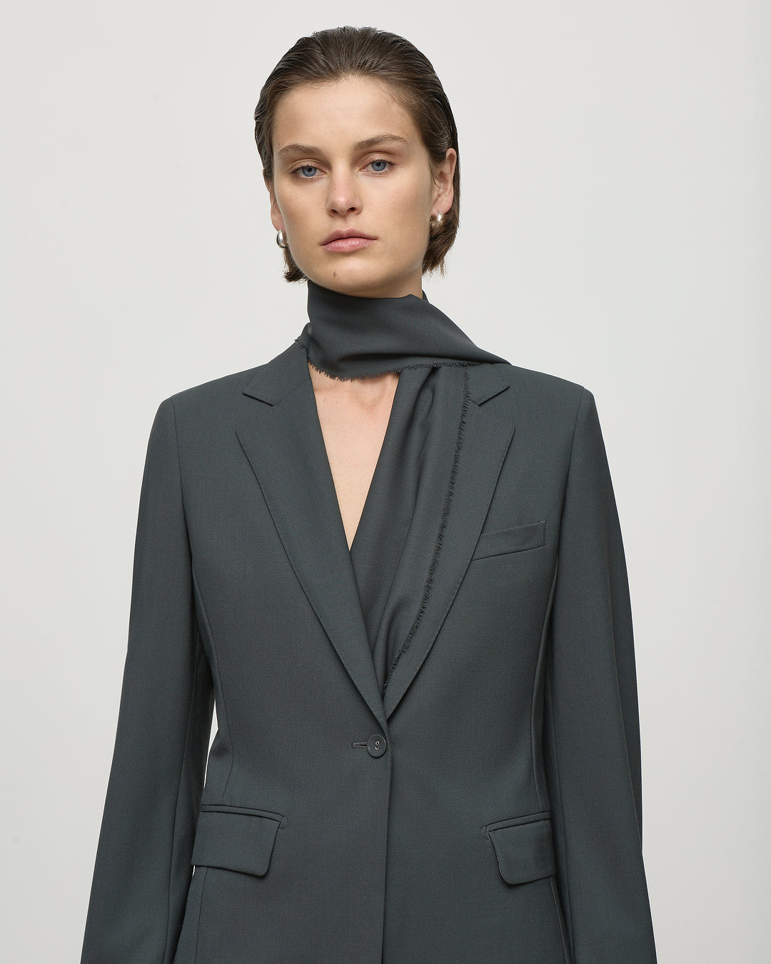 Eleanor Blazer in Olive Leaf