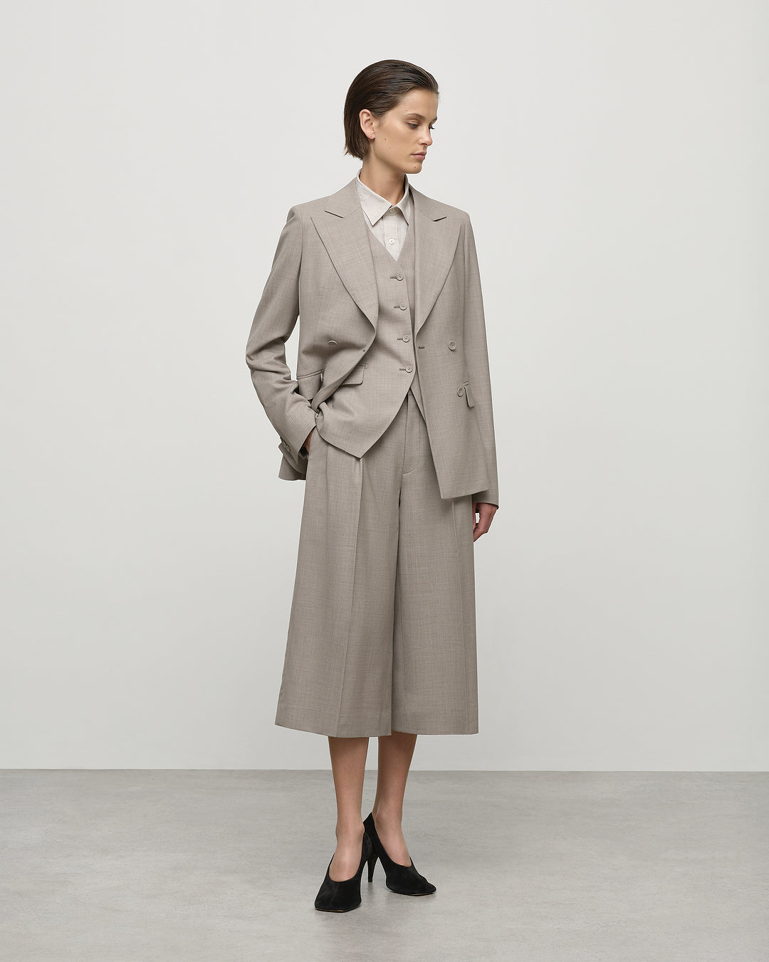 Lucille Blazer in Oyster