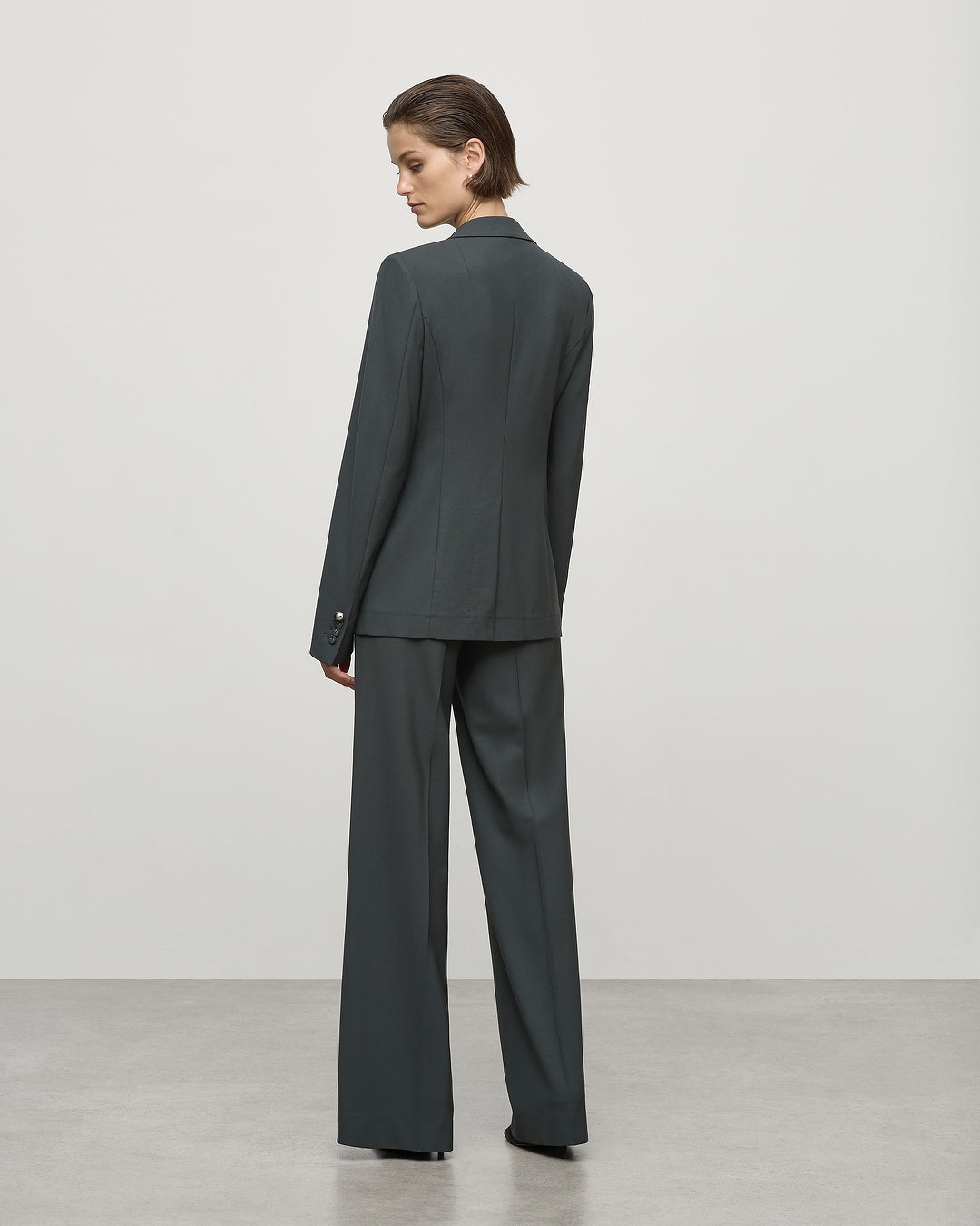 Eleanor Blazer in Olive Leaf