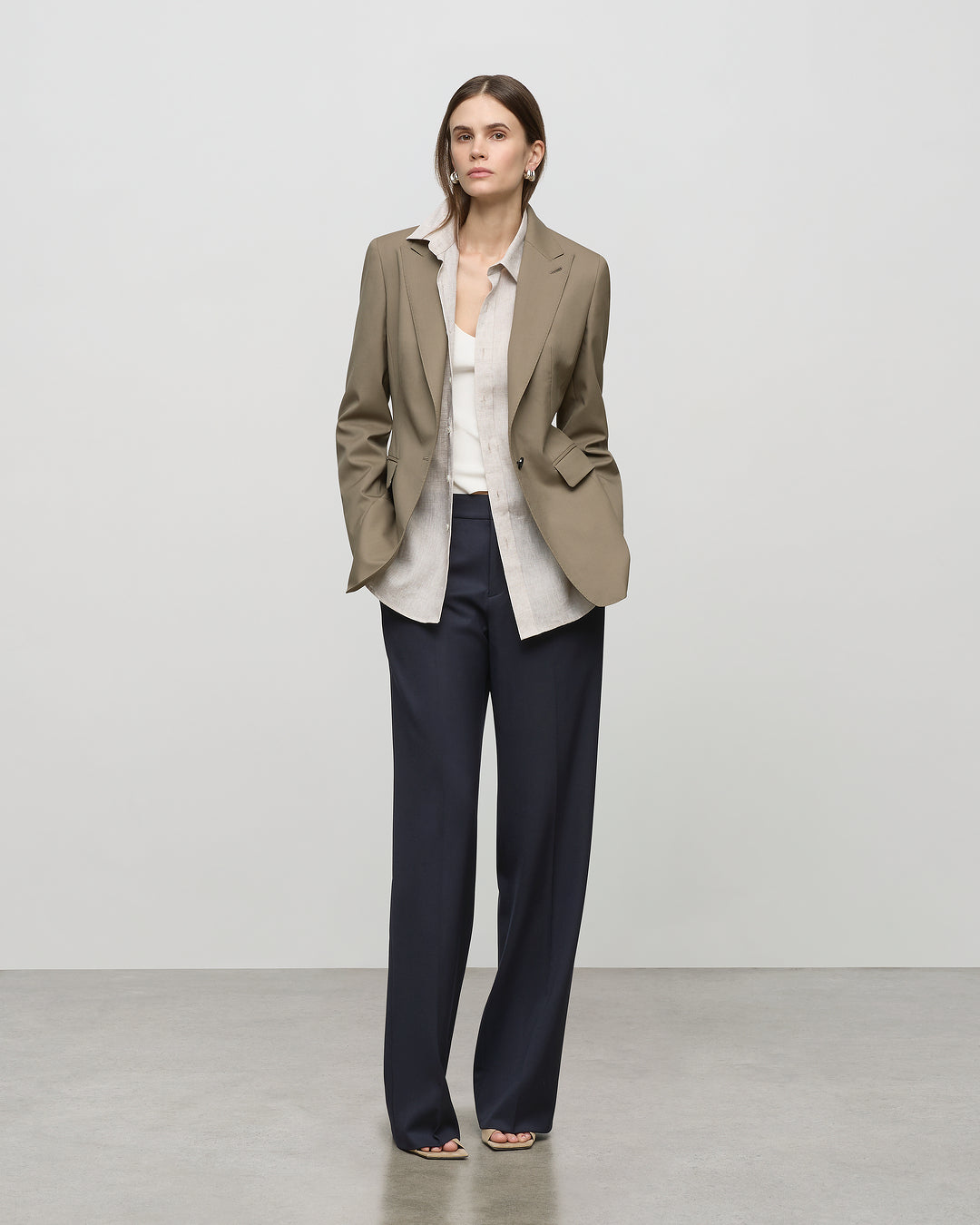Eleanor Blazer in Terre Verte