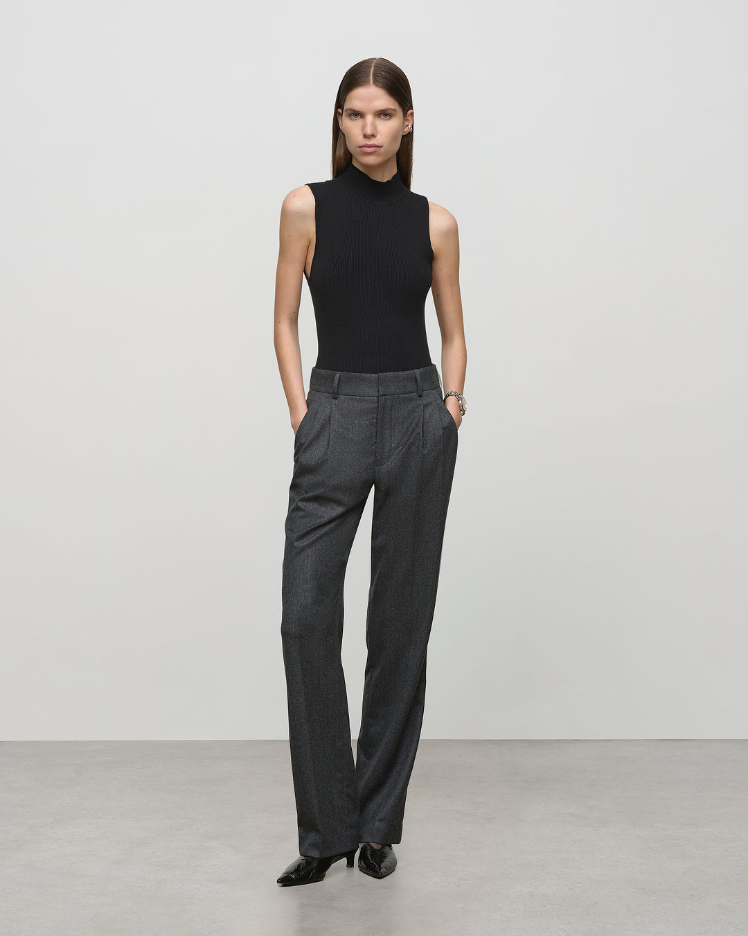 Eleanor Trouser in Charcoal Flannel